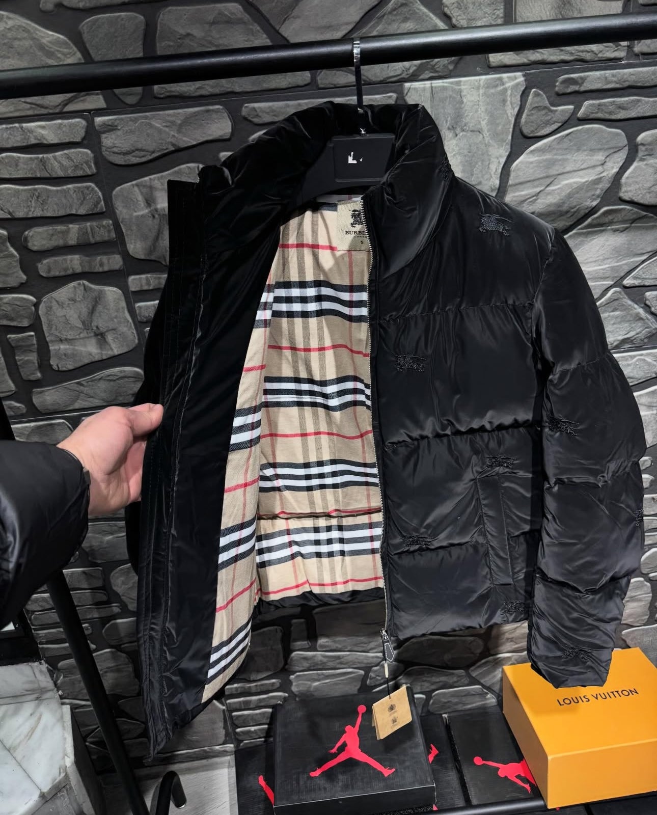 Burberry jacket - 701