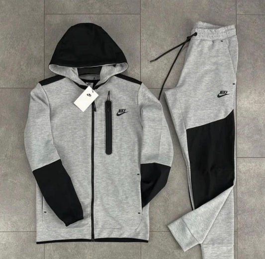 Nike Tech Fleece Lifestyle Gr-216 K25