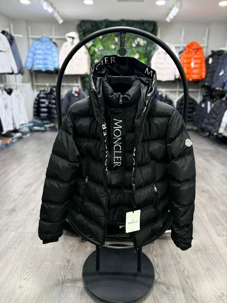 Moncler jacket - K517