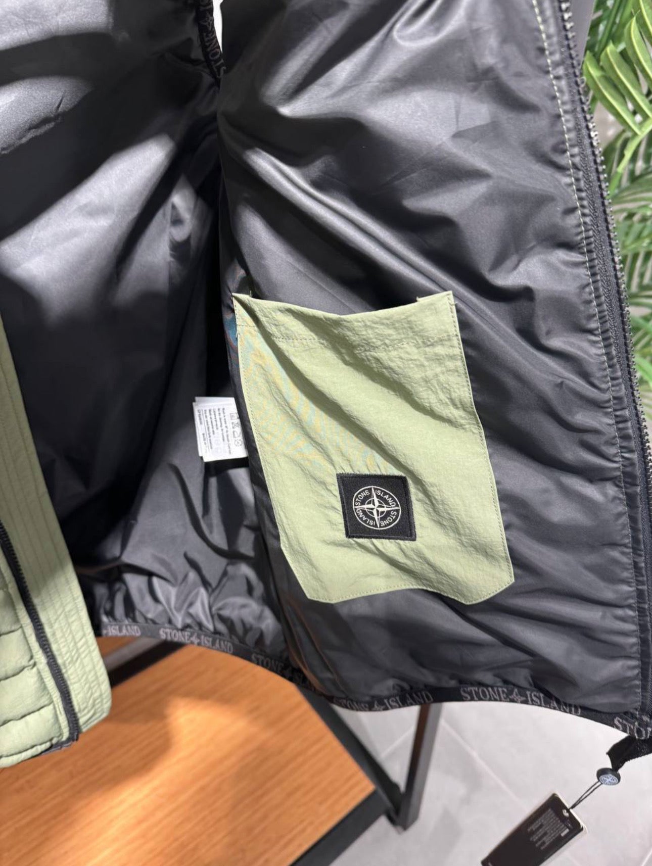 Stone Island Vest Αμάνικο Χακί K25