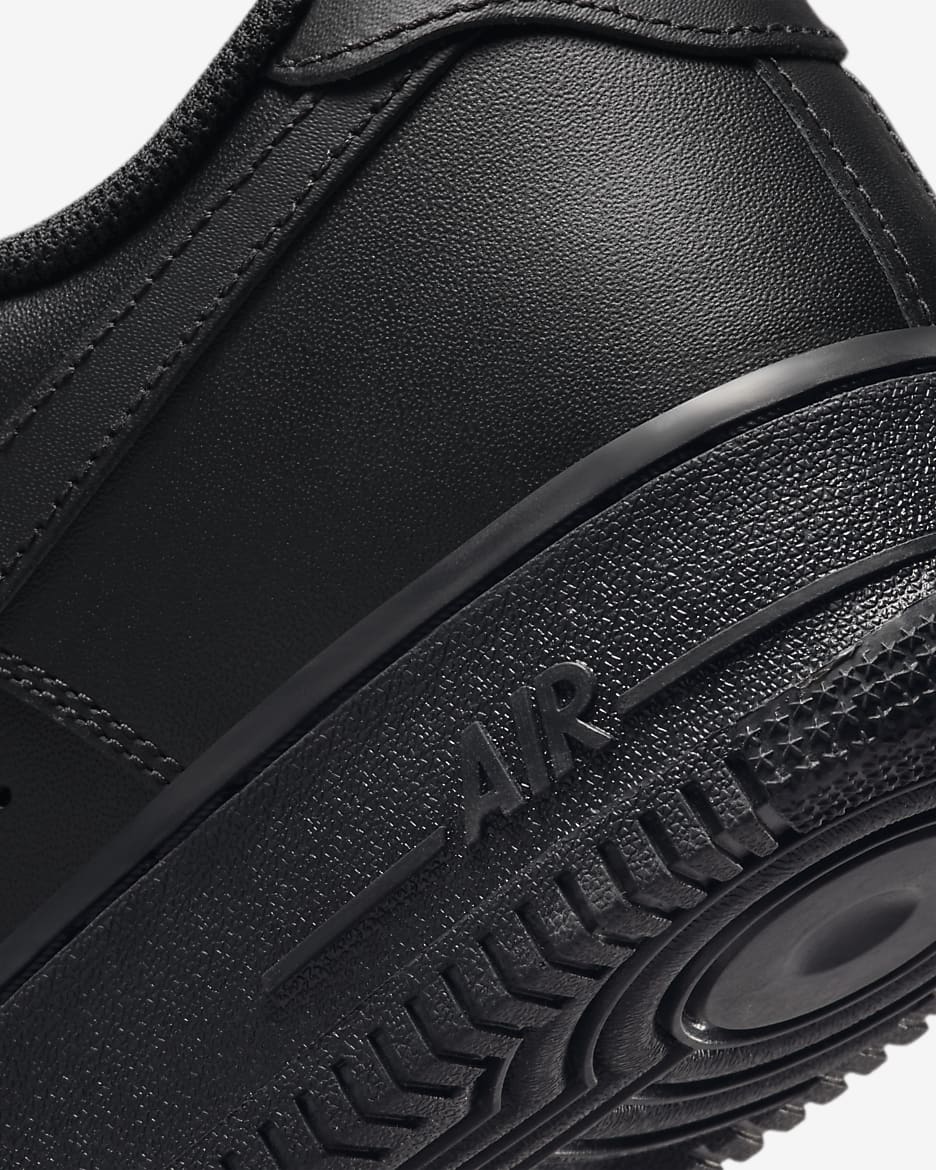 Nike Air Force 1 07′ Black