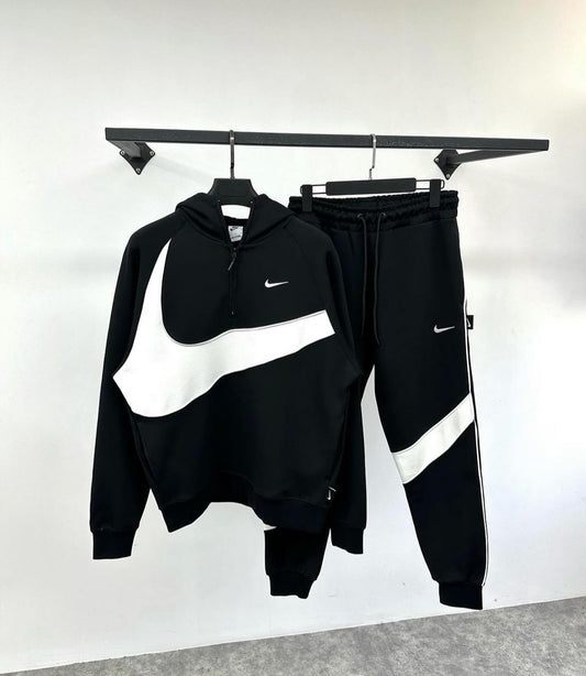 Nike Swoosh ensemble Gr-142 K25