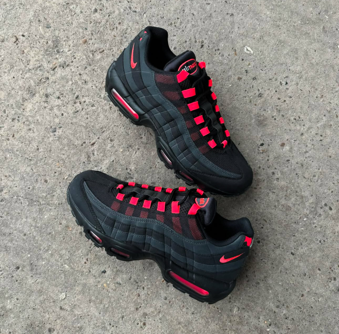 Nike Air Max 95 Essential Μαύρο & Κόκκινο