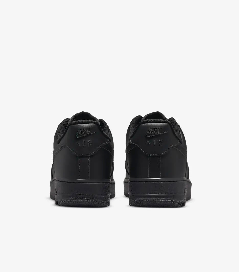 Nike Air Force 1 07′ Black