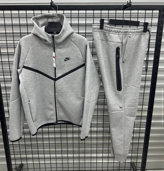Set Nike Tech -N380