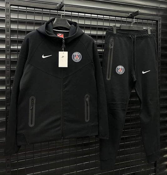 Set Nike Tech Paris - N579