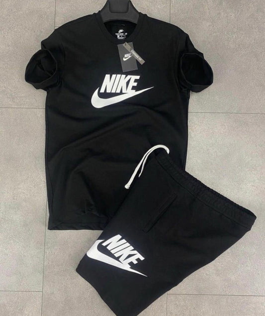 Nike Club Fleece Lifestyle Qr-03 K26