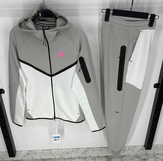 Set Nike Tech - 2025 Μ11856