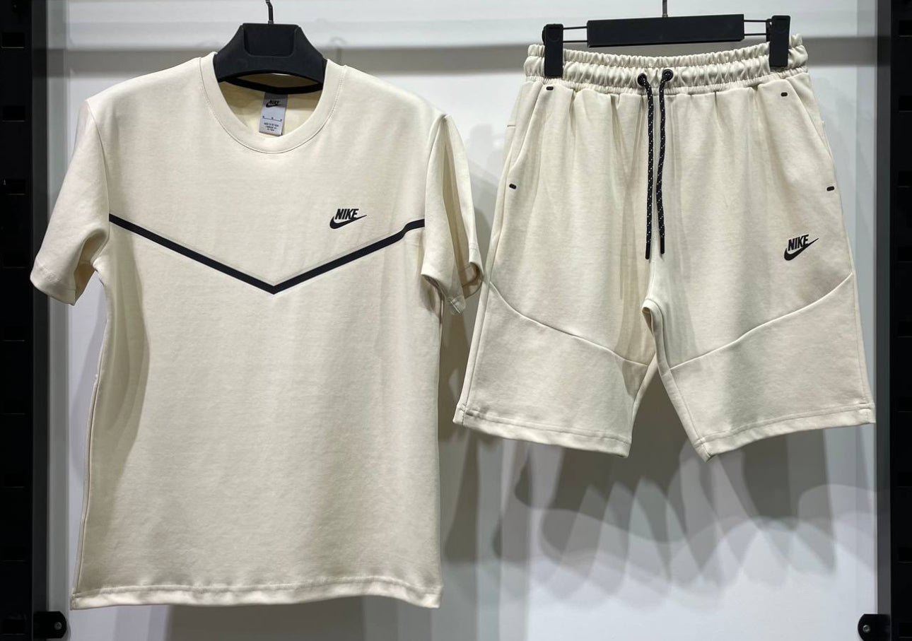 Nike Tech Μπεζ S&T K26