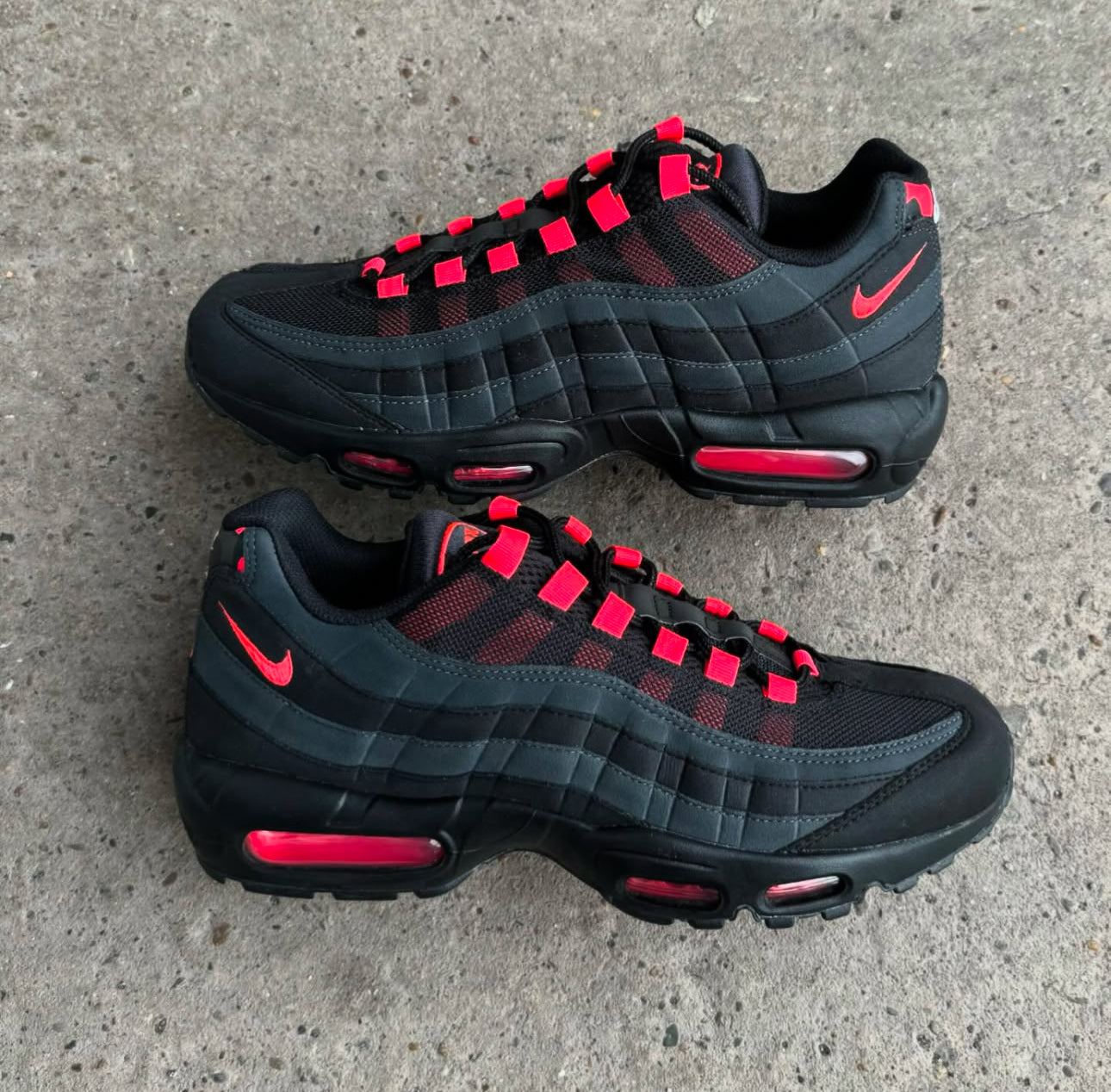 Nike Air Max 95 Essential Μαύρο & Κόκκινο