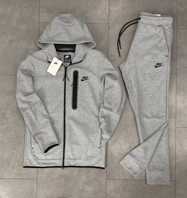 Nike Tech Fleece Lifestyle Gr-213 K25