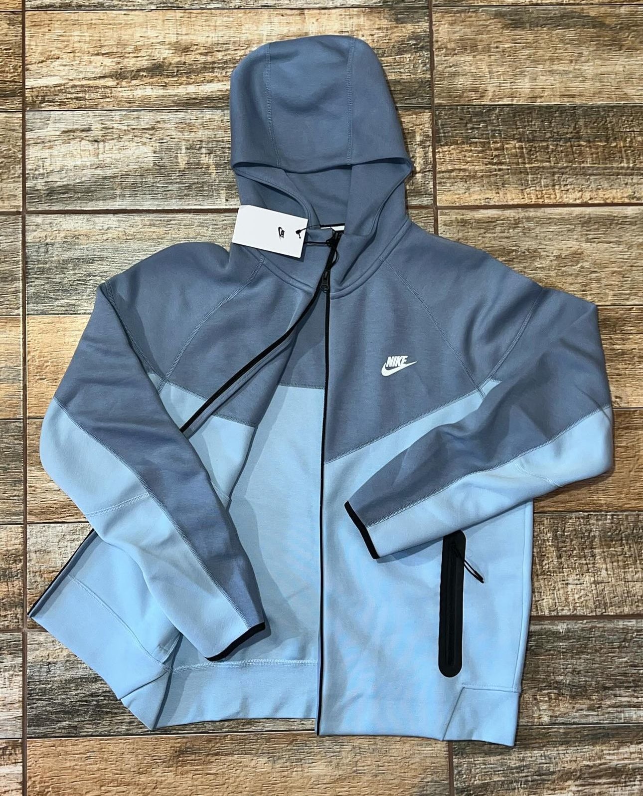 Nike Tech Grey-Blue K25