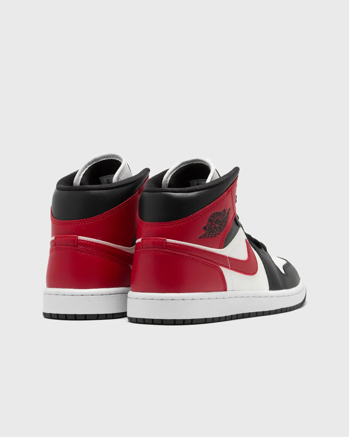 Air Jordan 1 High “Chicago”