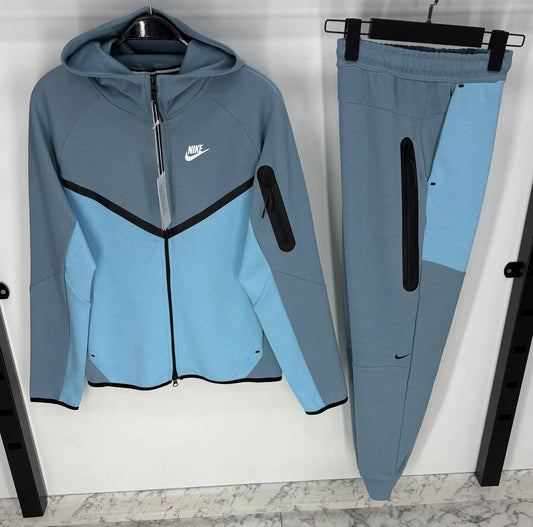 Set Nike Tech - 2025 Μ11846