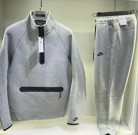 Nike Tech Fleece Gr-110 K25