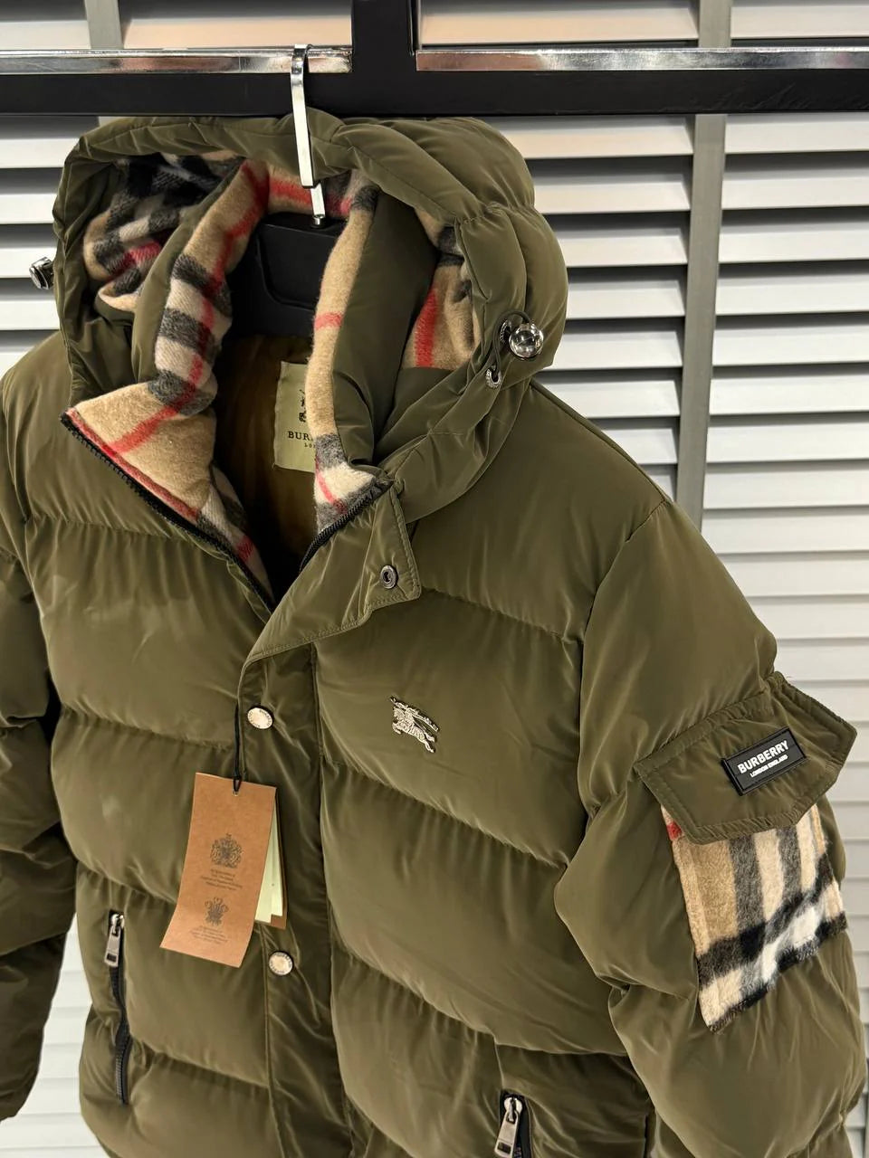 Burberry jacket - K918