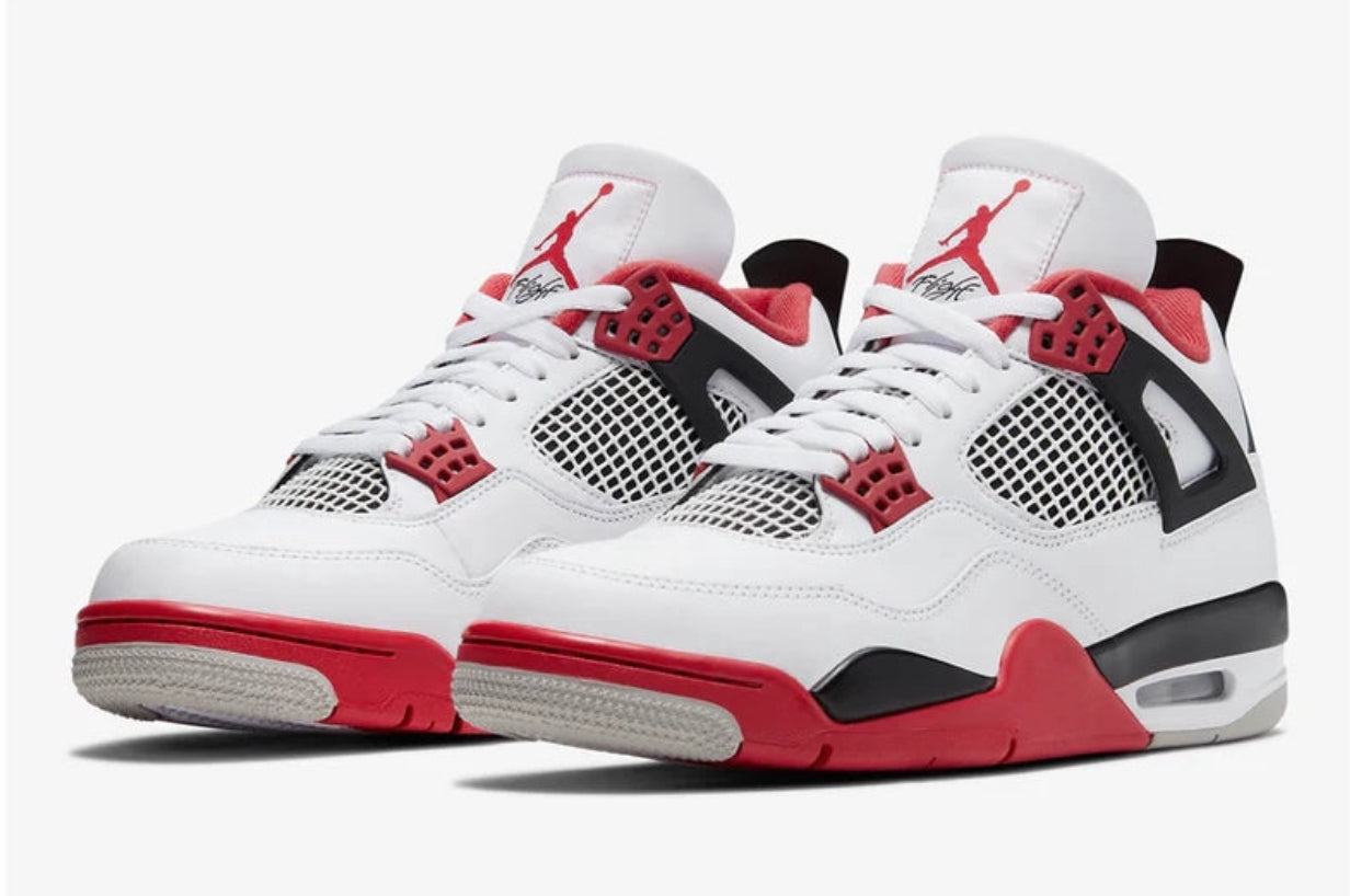 Air Jordan Retro 4 ” Fire Red ”