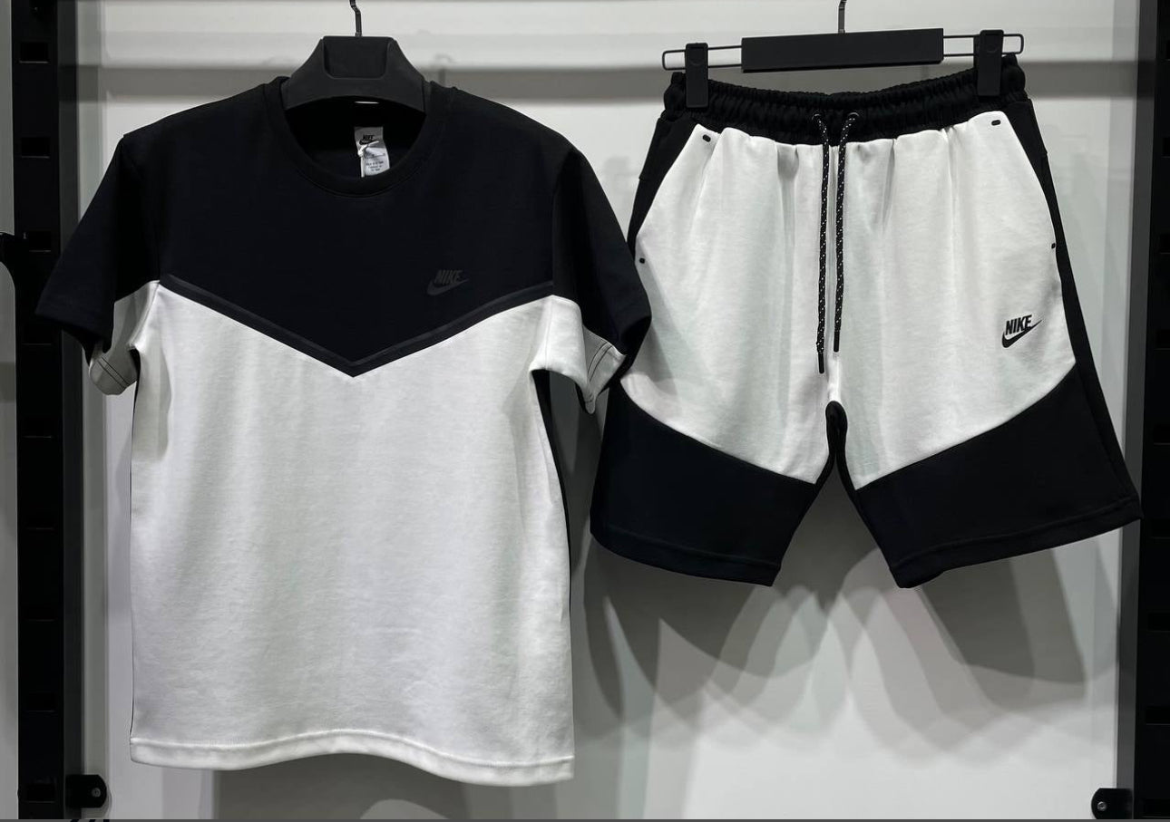 Nike Tech Μαύρο-Άσπρο S&T K26