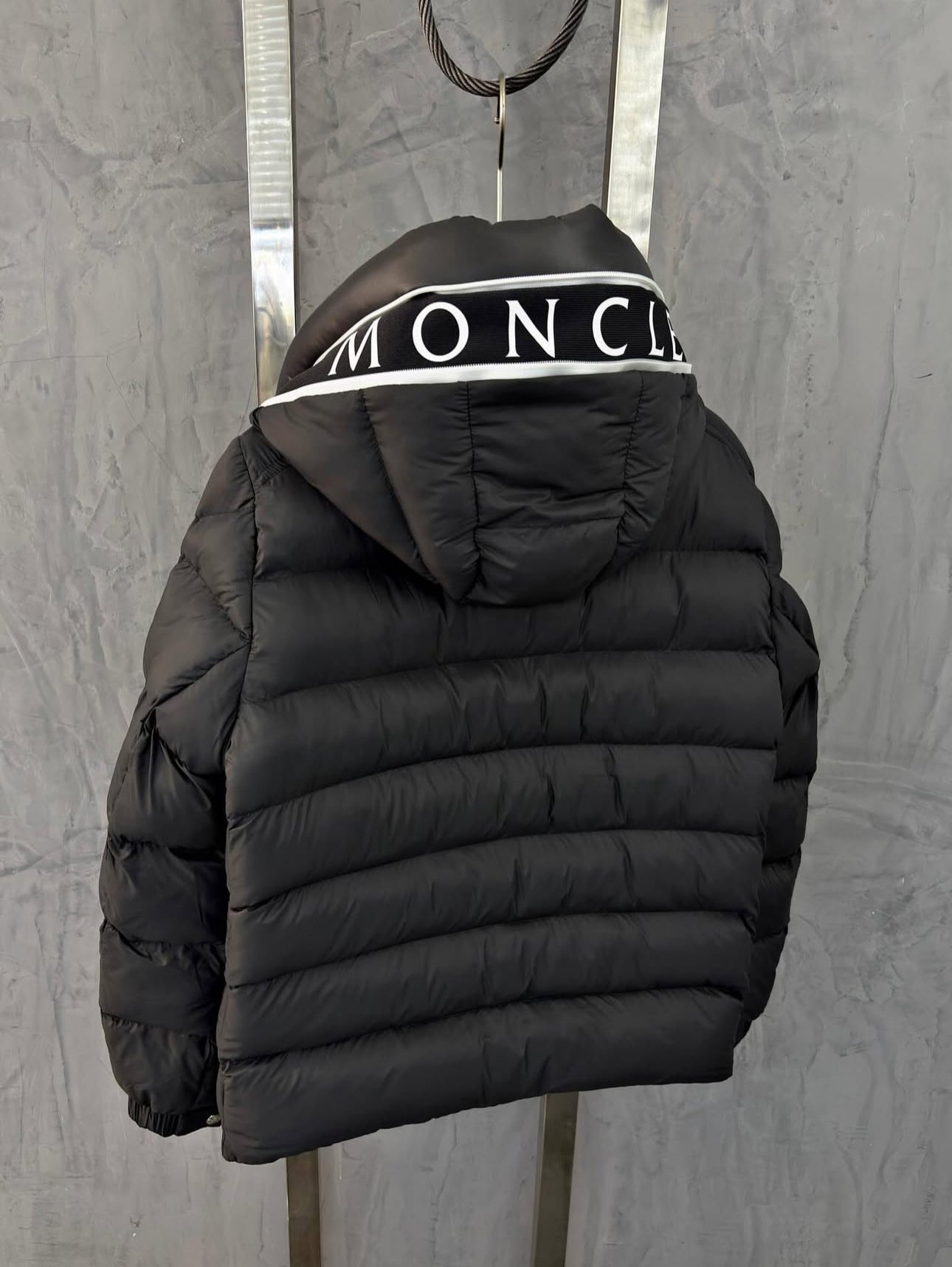 Moncler jacket - K747