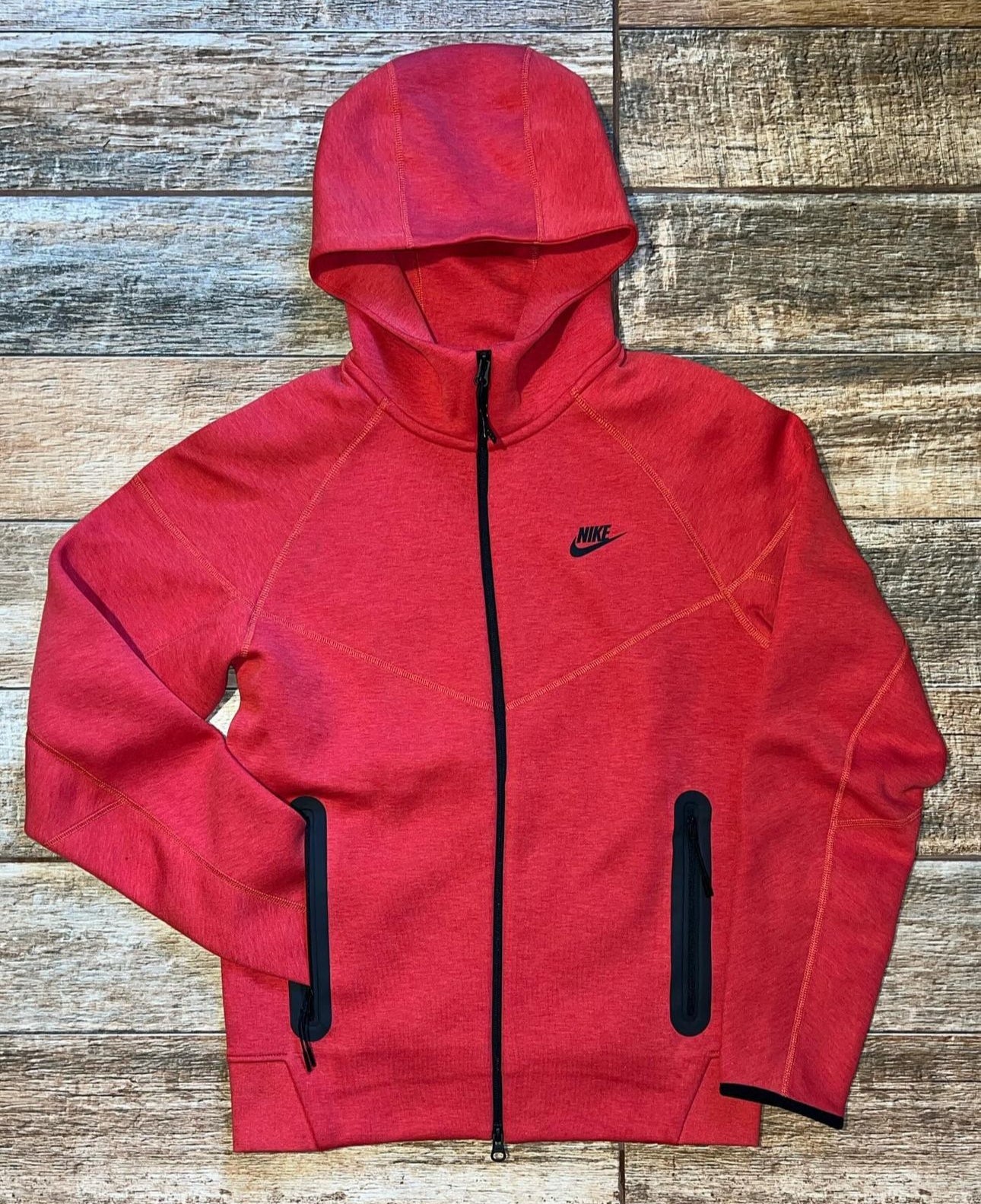 Nike Tech Trend Red K25